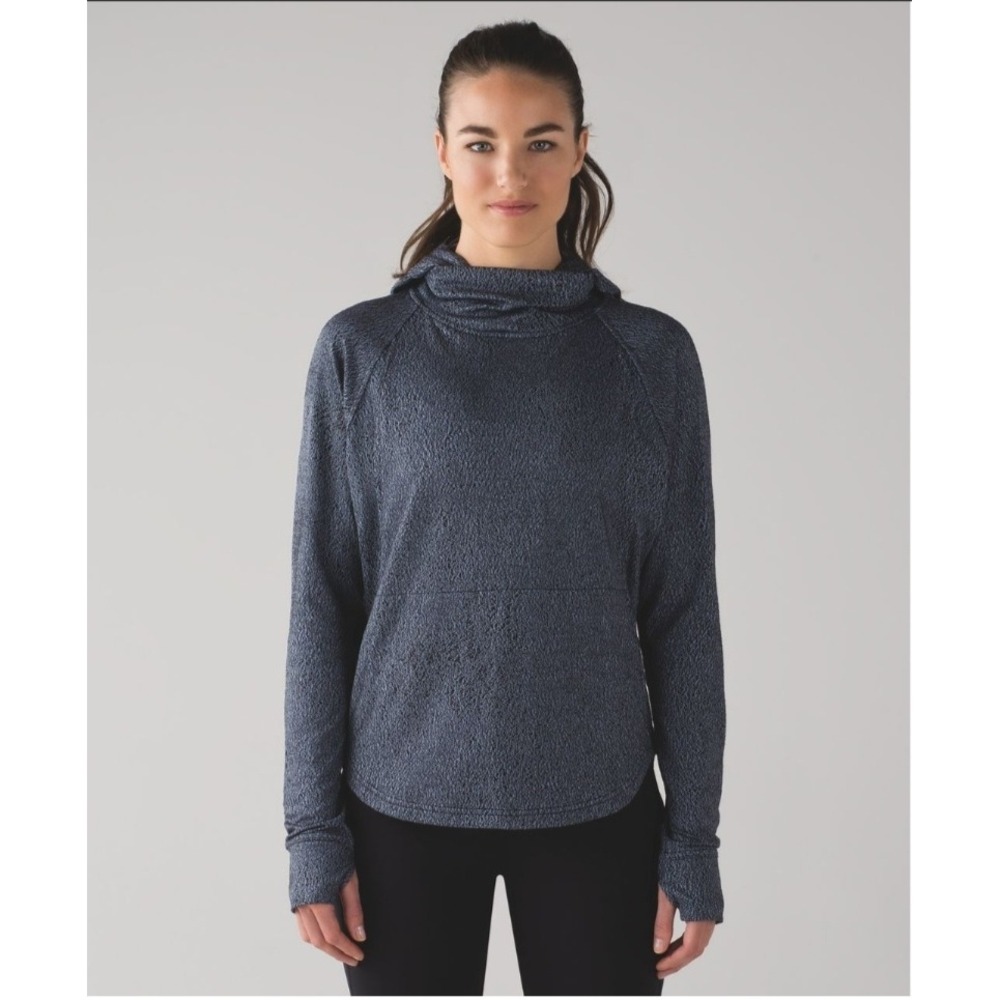 Lululemon Women's Blue Denim Black Pick Up The Pace‎ Long Sleeve Hoodie Size 6